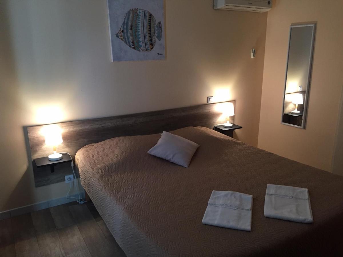 Hotel Les Lodges D'Eauze Екстериор снимка
